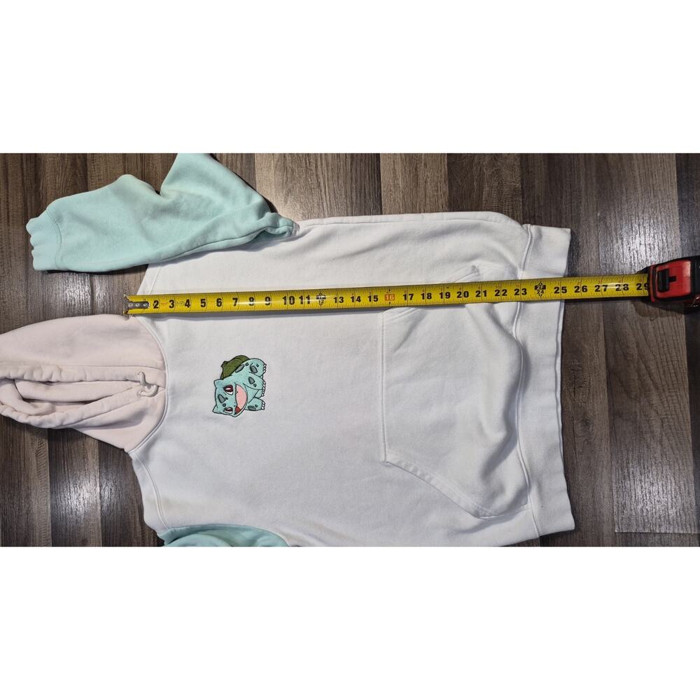H&M Pokémon Bulbasaur Colorblock Fleece Hoodie Embroidered Pockets XS - Picture 7 of 9
